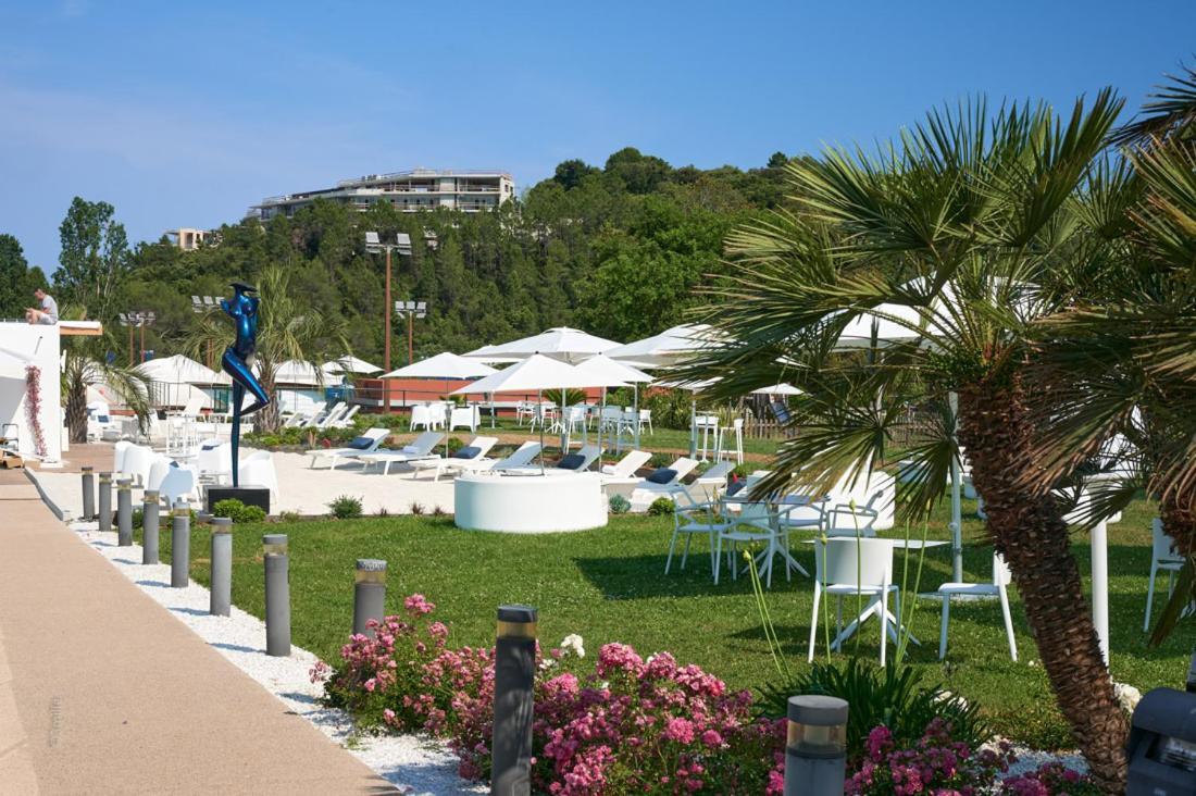 Mouratoglou Hotel & Resort Biot Zewnętrze zdjęcie